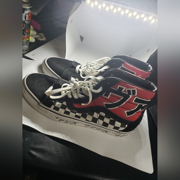 EUC VANS - Picture 2 of 3